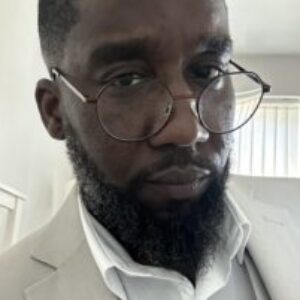 Profile photo of Simon